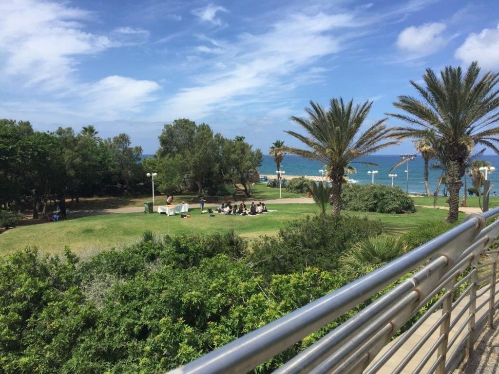 Haim Arlosoroff Residence With Shelter Tel Aviv Ngoại thất bức ảnh